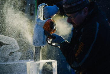 himmeblau-Blog-Eisskulpturen-sägen