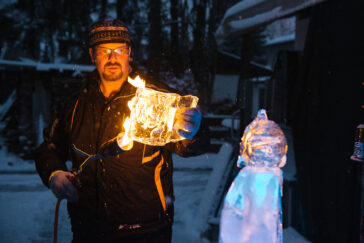 himmeblau-Blog-Eiskünstler-mit-Eis-und-Feuer