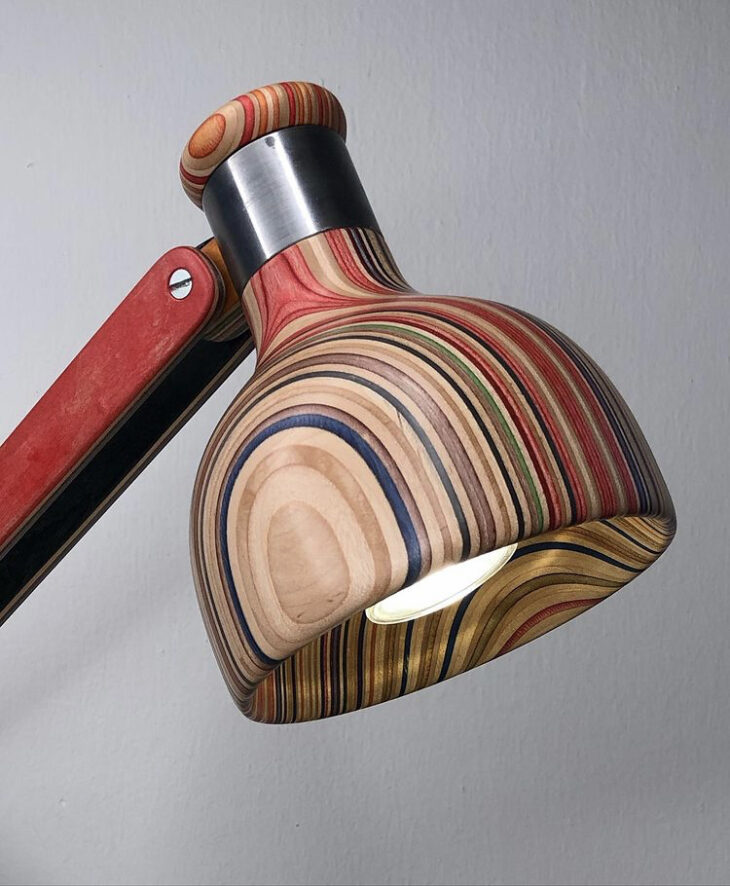 himmeblau-Blog-Lampe-aus-Skateboard